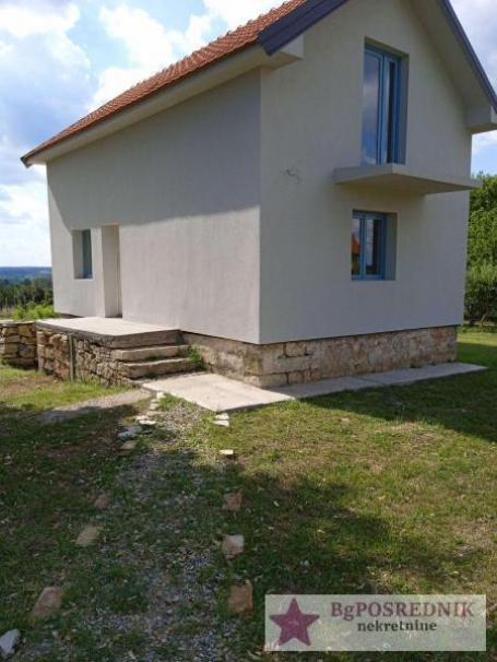 Barajevo, Beljina, Karađorđeva 42 m2+ 54 m2