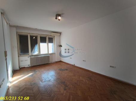 Vračar, Pravni fakultet - Beogradska 91m2