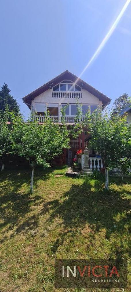 HITNO! POVOLJNO!  VILA SA APARTMANIMA-FRUŠKA GORA, VRDNIK