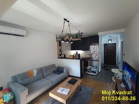 Palilula, Karaburma - Mirijevski bulevar, 40m2