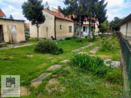 PLAC ZA IZGRADNJU SA STARIM OBJEKTOM, Obrenovac, 7 ari -  200 000 €