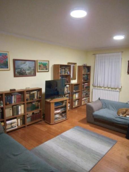 Trosoban stan kod Cvetkove pijace, 78 m2