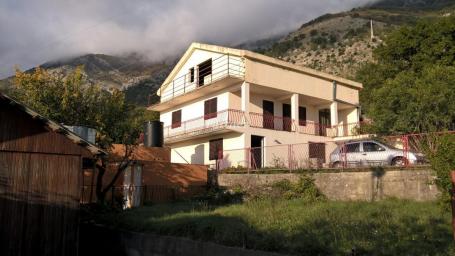 House 240 m2, Sutomore, Zankovici