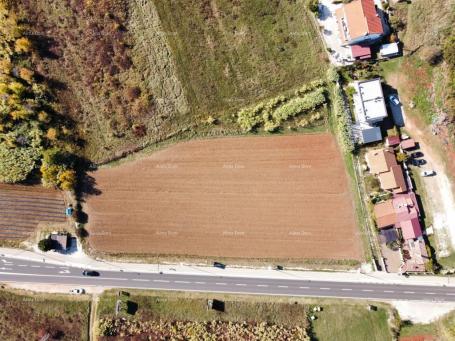 Building land We are selling a large plot of land in a great location in Umag!