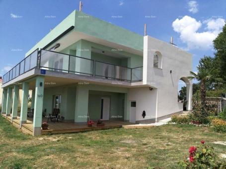 House House with swimming pool for sale, Medulin