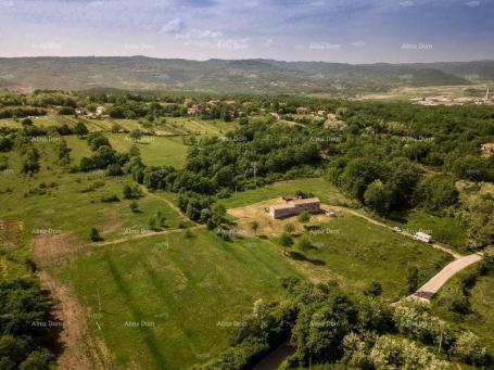 Građevinsko zemljište Istarsko imanje sa pogledom na Učku u Kršanu