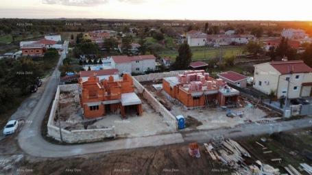 House Villa with swimming pool under construction, Vodnjan!