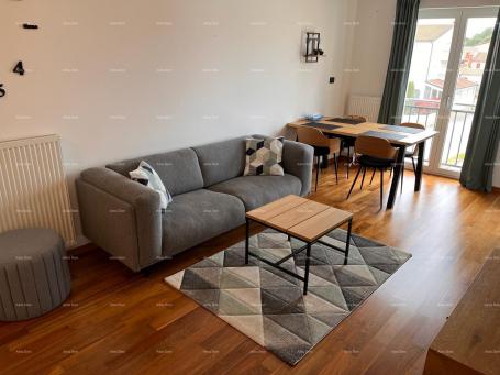 Apartment Selling a modern, beautifully decorated and renovated apartment, Fažana!