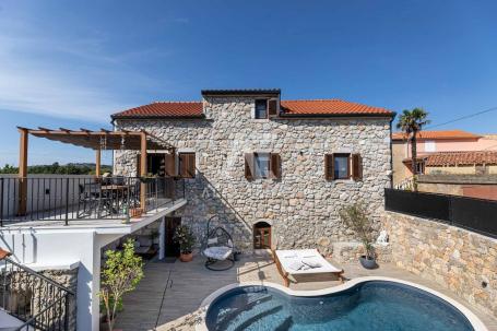 Vrbnik, Umgebung, mediterrane Steinvilla mit Pool!! ID 320