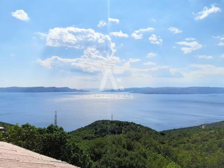 Senj, okolica, građevinsko zemljište s panoramskim pogledom na Kvarner!! ID 437