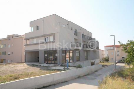 Kaštela, Kaštel Štafilić, poslovni prostor uz cestu, 250m2