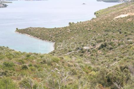 Marina, Vinišće, poljoprivredno zemljište. 