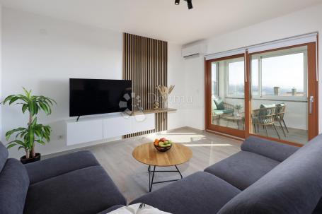 Flat Pobri, Opatija - Okolica, 85,66m2