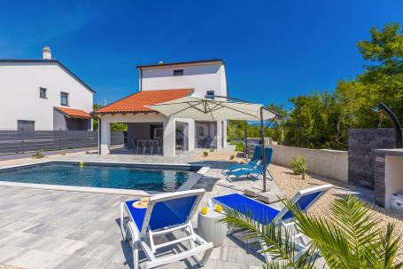 ISLAND OF KRK - Luxury house with pool