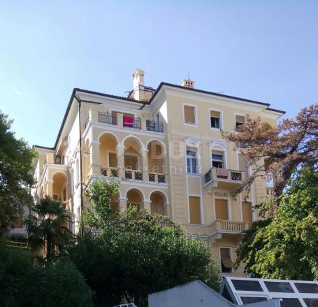 OPATIJA - Ekskluzivni stan u secesijskoj vili RIJETKOST!