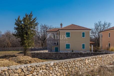 ISLAND OF KRK - Rustic house in the interior of the island with pool