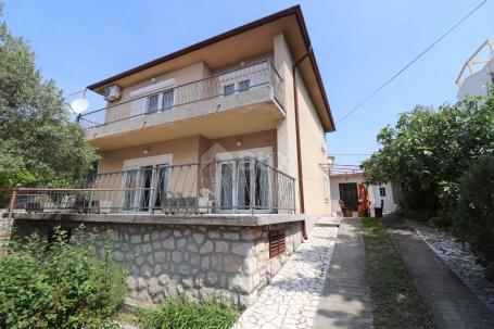 NOVI VINODOLSKI - Detached house with two apartments 200 meters from the beach