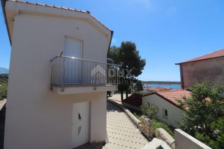 RAB, BARBAT - Duplex apartment near the sea