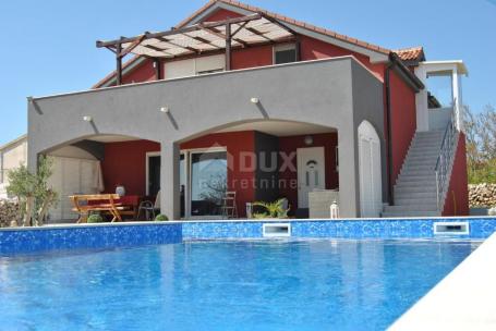 ISLAND OF PAG, POVLJANA - Beautiful house with two apartments and a swimming pool