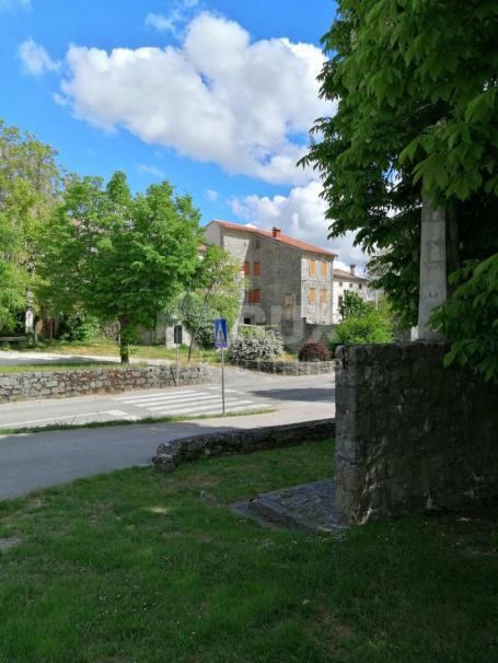 ISTRIEN, GRAČIŠĆE - Haus im Zentrum des Dorfes