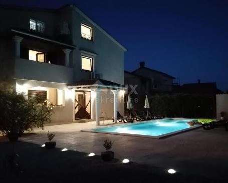 ISTRIEN, POREČ - Ferienhaus mit Pool und Meerblick