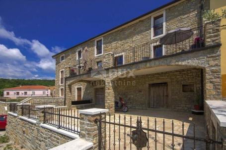 ISTRIA, BUJE - Stone house with a beautiful view