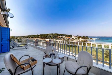 PAŠMAN ISLAND, ŽDRELAC - Luxury stone villa with pool by the sea