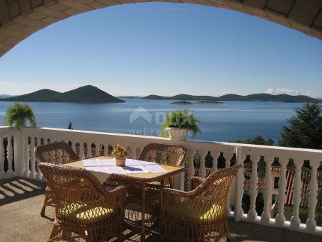 PAKOŠTANE, DRAGE - Apartment house near the sea