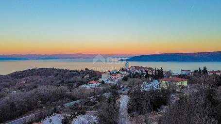 OPATIJA, BRSEČ - land of 6500m2 near Brseč