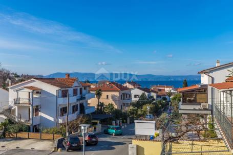 INSEL KRK, NJIVICE - Haus mit Wohnungen und Büroräumen