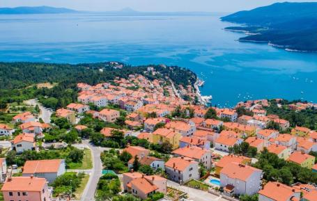 ISTRA, RABAC - Etažirana kuća s pogledom na more