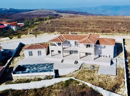 ISTRIEN, VIŽINADA - Luxusvilla mit bezauberndem Blick auf das Innere Istriens