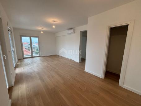 ZADAR, PLOVANIJA - Predivan penthouse u novogradnji