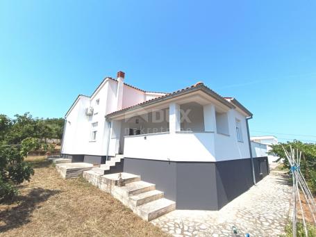 ISTRIA, PULA Detached house with garden in Vintijan 182 m2