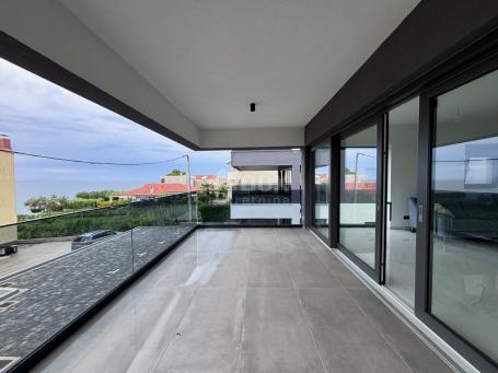 ZADAR, KOŽINO - Luxurious apartment with roof terrace in new building S2