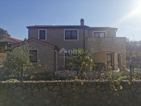 KRK ISLAND, MALINSKA - House with swimming pool