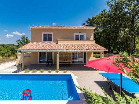 ISTRIA, SVETVINČENAT - Idyllic holiday home with swimming pool