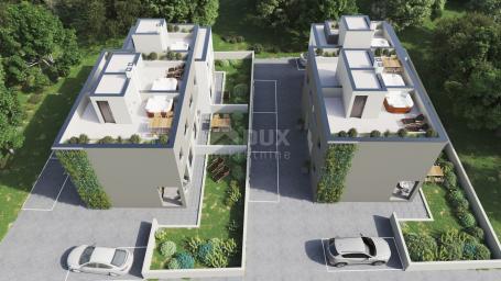 ZADAR, PRIVLAKA - Three-story apartment near the sea, S3