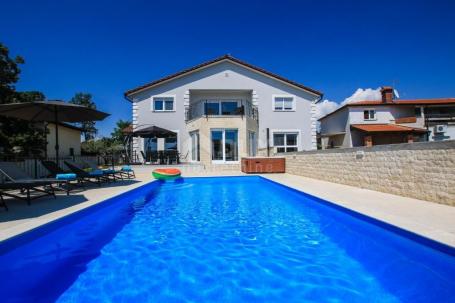 ISTRIA, KAŠTELIR - Luxury villa with pool