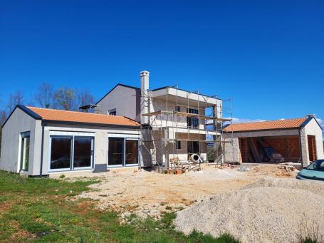 ISTRIA, GROŽNJAN - Detached house under construction