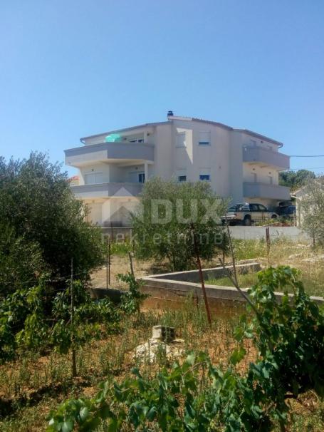 ZADAR, KUKLJICA - Spacious house near the sea