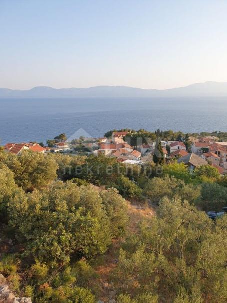 GRADAC, PODACA - zemljište sa izuzetnim pogledom na more