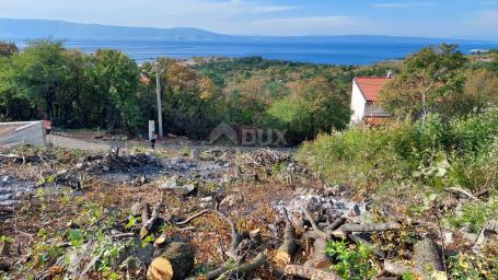 KLENOVICA, NOVI VINODOLSKI – zemljište 530m2 za kuću s bazenom, panoramski pogled na more   