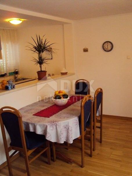 ISTRIA, BRTONIGLA Apartment in a great location!