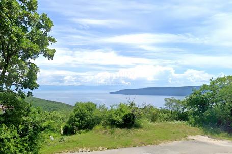 OPATIJA, BRSEČ – Urbanisiertes Grundstück mit Blick auf den malerischen Horizont der Kvarner-Bucht