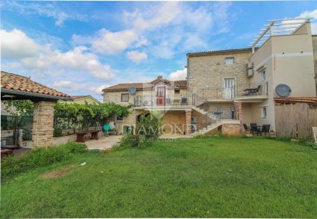 Porec, Stone apartment house not far from the city