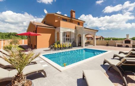 Šišan, surroundings, holiday house with pool