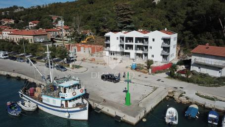 Labin surroundings, new building 1st row to the sea