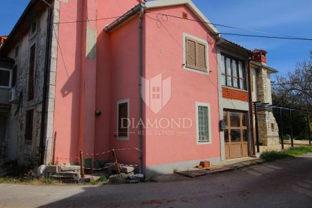 Labin, surroundings, house with garden and garage