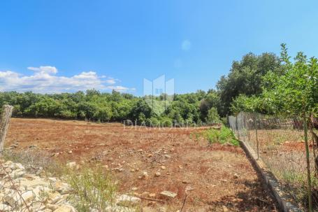 Poreč, surroundings, spacious building plot!